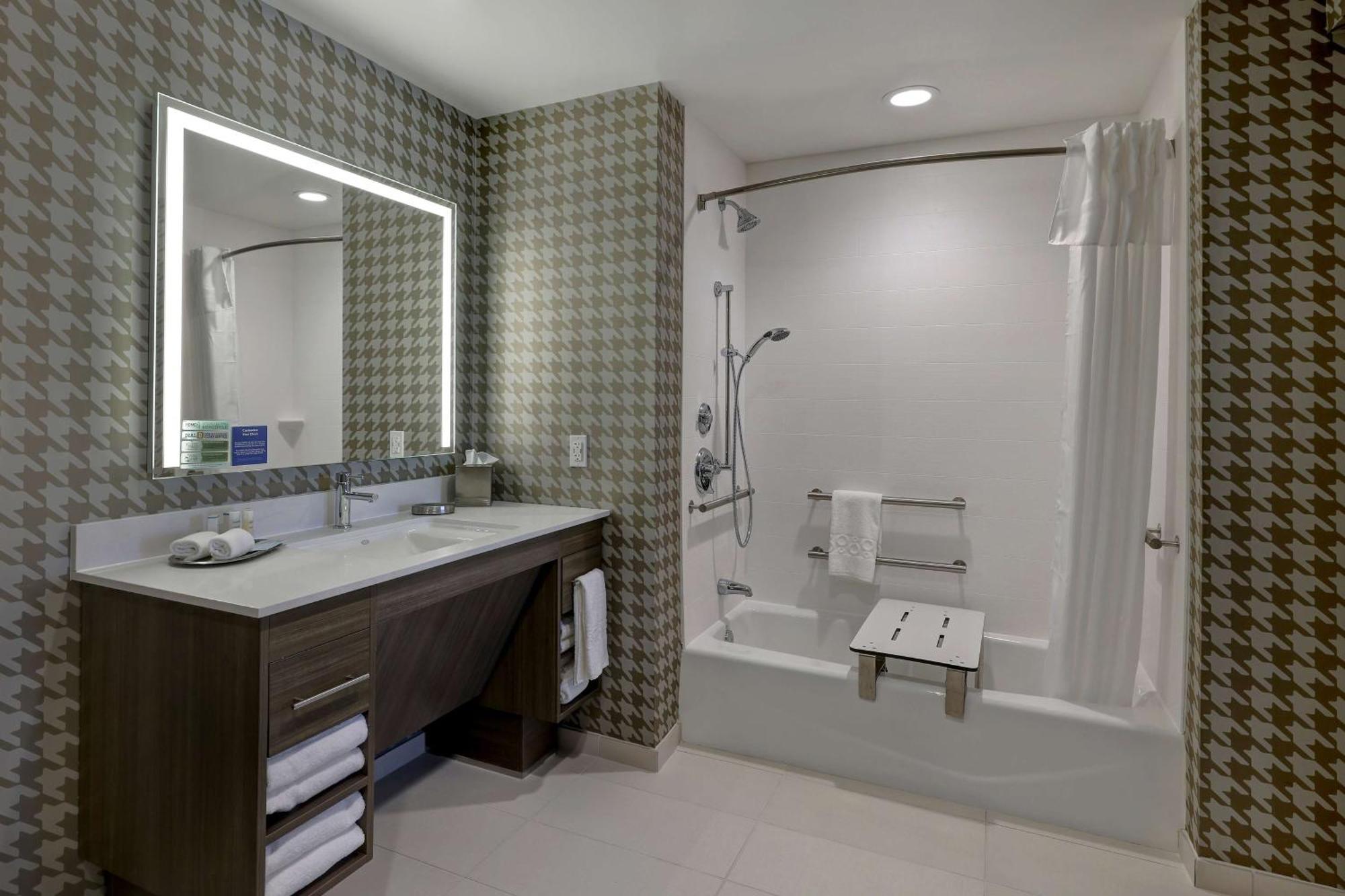 Home2 Suites By Hilton Turlock, Ca Екстер'єр фото