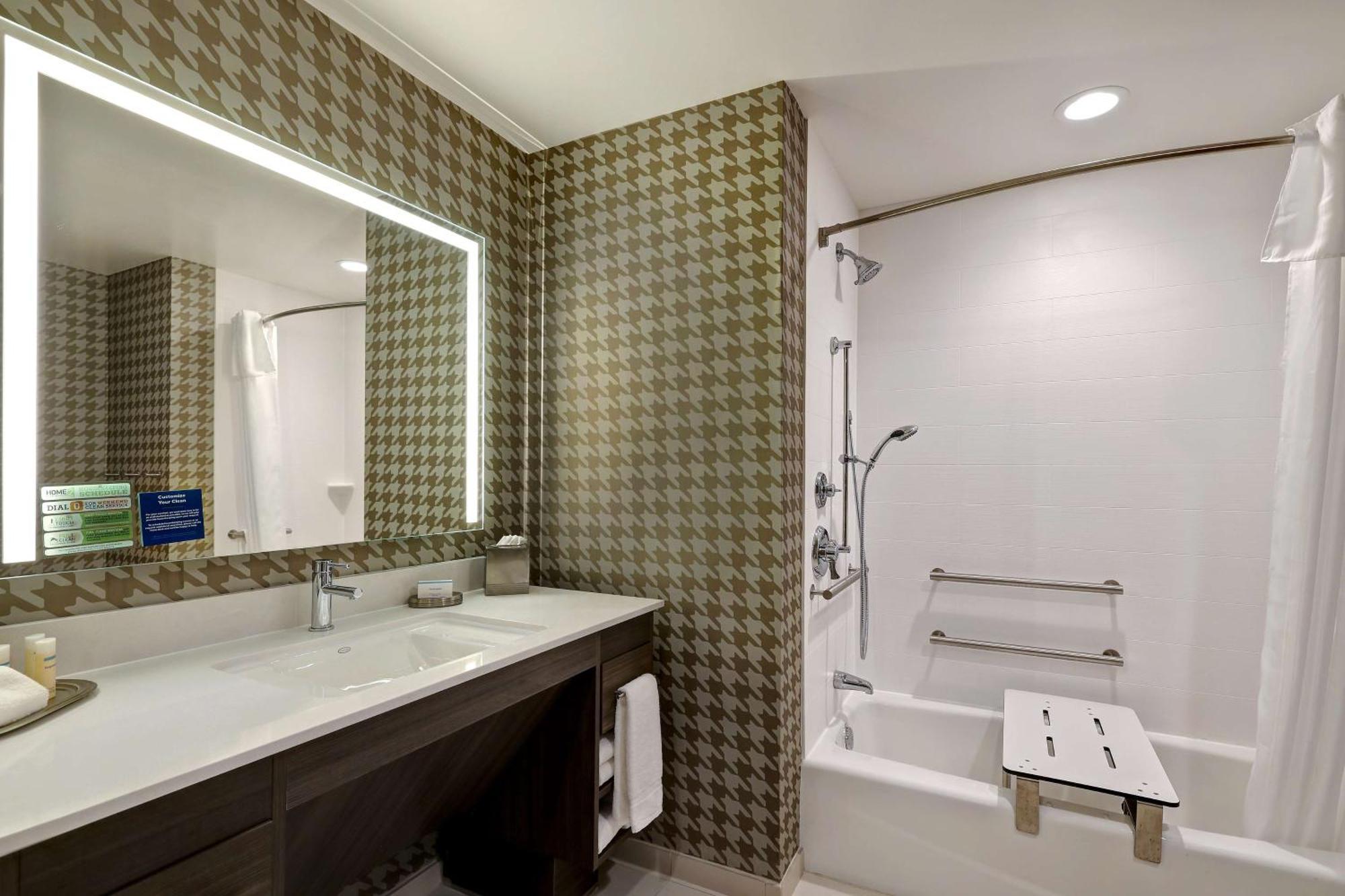 Home2 Suites By Hilton Turlock, Ca Екстер'єр фото